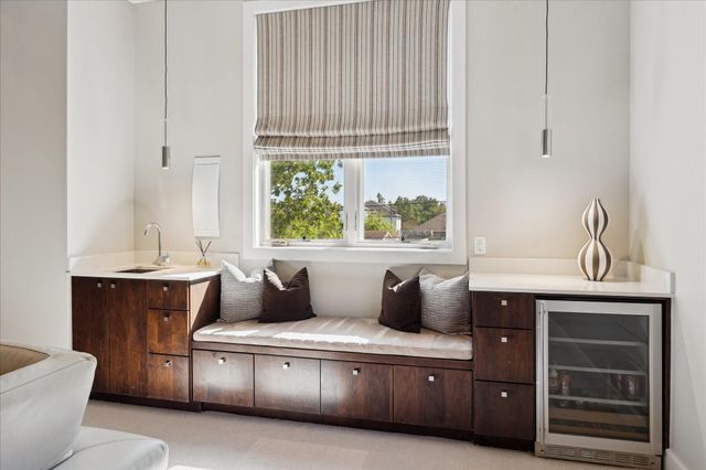 5102 Palmetto Street, Bellaire, TX 77401