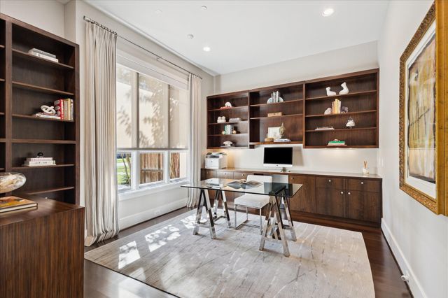 5102 Palmetto Street, Bellaire, TX 77401