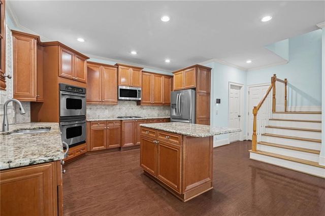 3240 Collier Gate Court SE, Smyrna, GA 30080