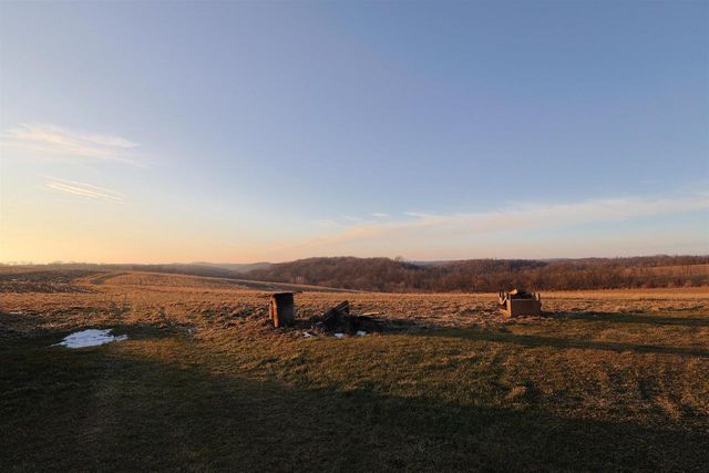 24381 N Irish Ridge Road, Boscobel, WI 53805