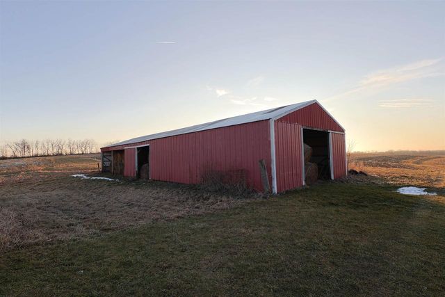 24381 N Irish Ridge Road, Boscobel, WI 53805