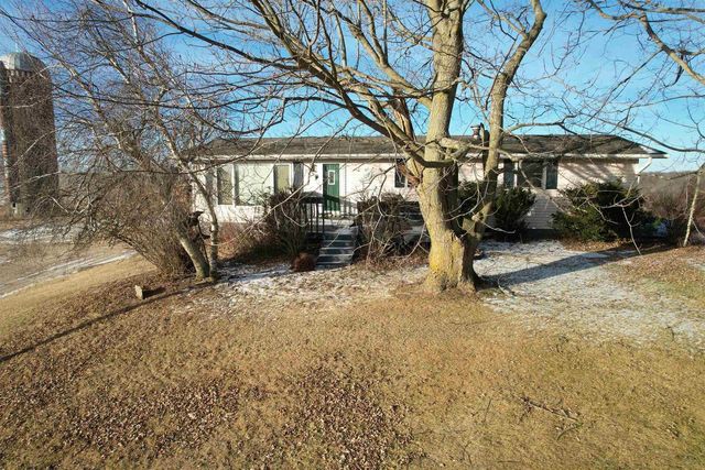 24381 N Irish Ridge Road, Boscobel, WI 53805