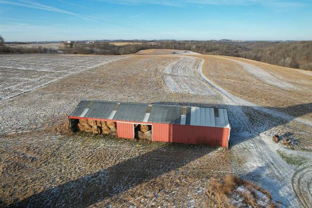 24381 N Irish Ridge Road, Boscobel, WI 53805