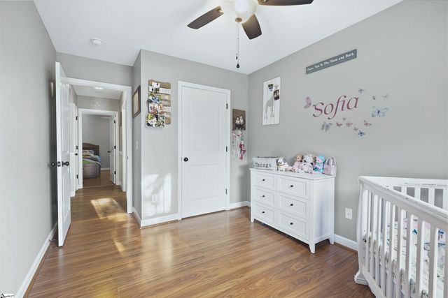 146 Gibbs Road, Wellford, SC 29385