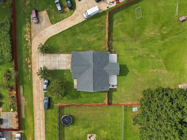 146 Gibbs Road, Wellford, SC 29385