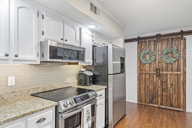 3391 Shady Oaks Drive, Olive Branch, MS 38654