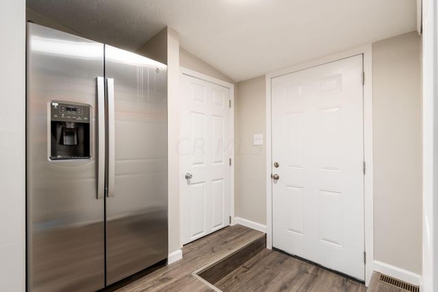 1863 Ward Road, Columbus, OH 43224