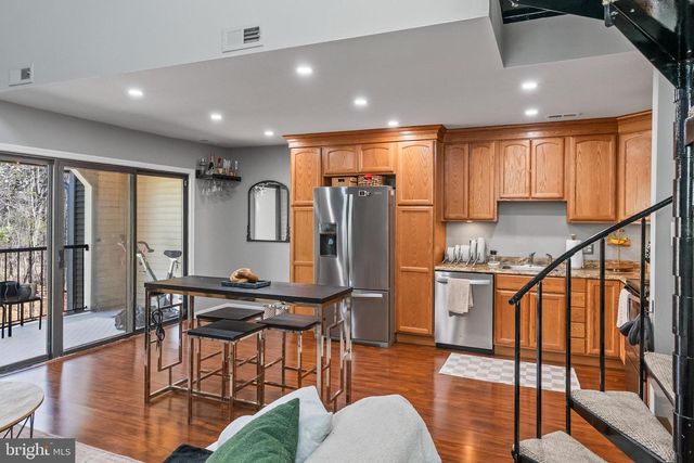 41 CHELMSFORD CT, Marlton, NJ 08053