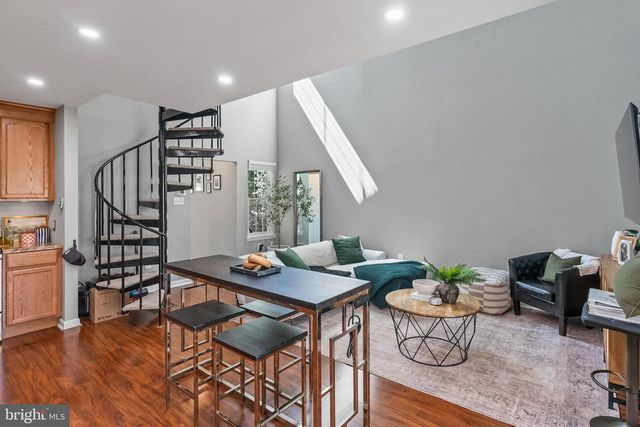 41 CHELMSFORD CT, Marlton, NJ 08053