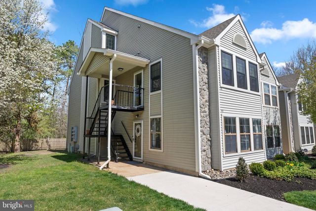 41 CHELMSFORD CT, Marlton, NJ 08053