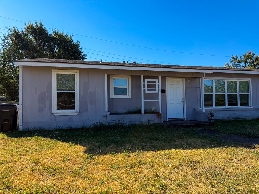 67 Mundt Street, Denison, TX 75020