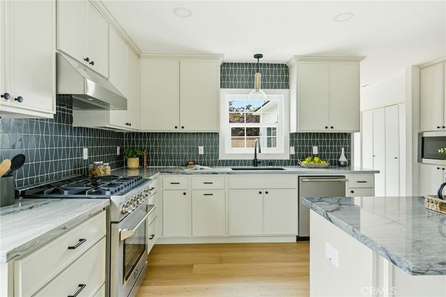 5815 E Oxholm St, Long Beach, CA 90808