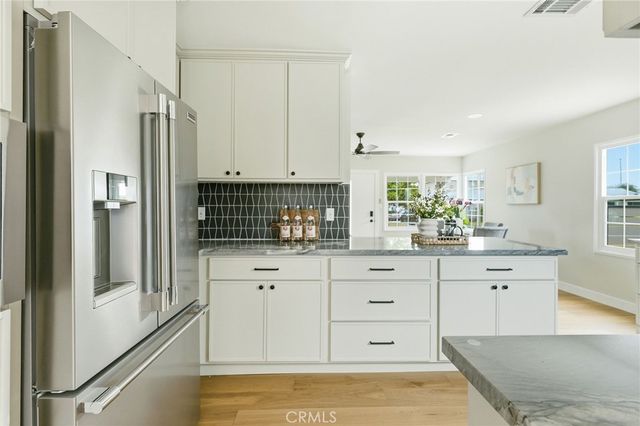 5815 E Oxholm St, Long Beach, CA 90808