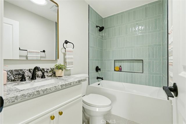 5815 E Oxholm St, Long Beach, CA 90808