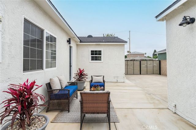 5815 E Oxholm St, Long Beach, CA 90808