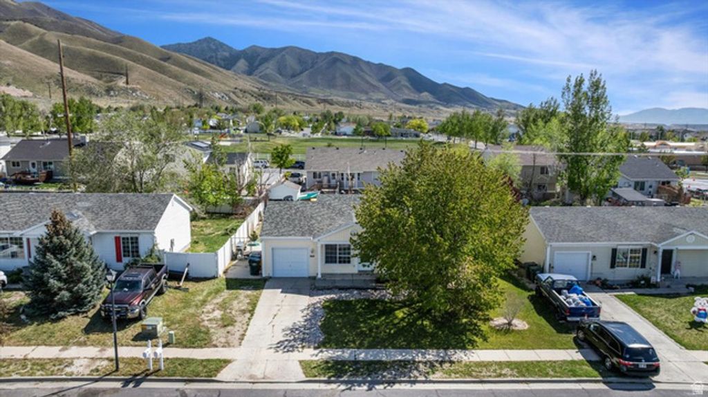 Image 29 of property listing at 869 W 880 S, Tooele, UT 84074