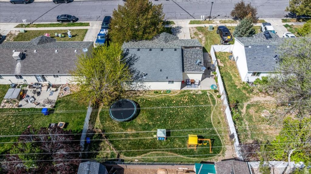 Image 31 of property listing at 869 W 880 S, Tooele, UT 84074