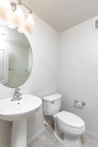 1819 Clare Ln, Santee, CA 92071