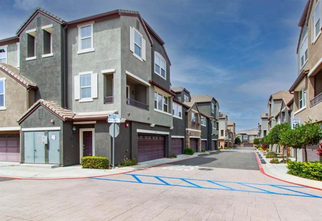 1819 Clare Ln, Santee, CA 92071