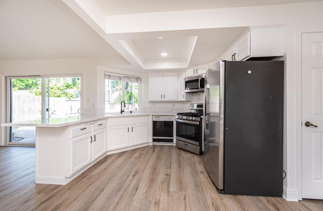 8219 Majestic Oak Way, Citrus Heights, CA 95610