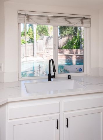 8219 Majestic Oak Way, Citrus Heights, CA 95610