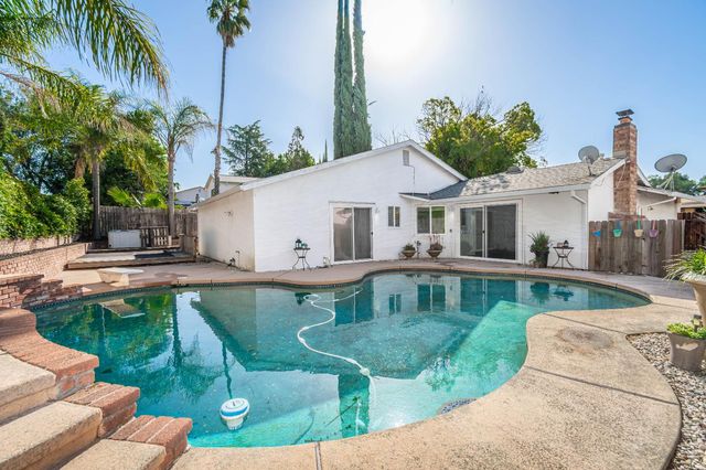 8219 Majestic Oak Way, Citrus Heights, CA 95610