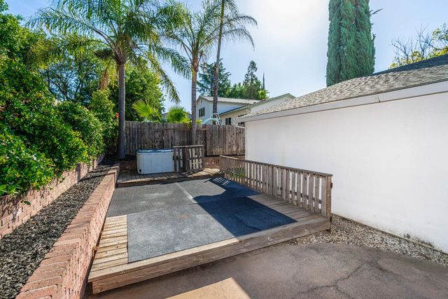 8219 Majestic Oak Way, Citrus Heights, CA 95610