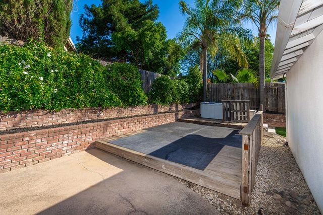 8219 Majestic Oak Way, Citrus Heights, CA 95610