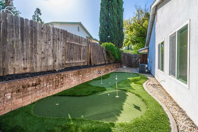 8219 Majestic Oak Way, Citrus Heights, CA 95610
