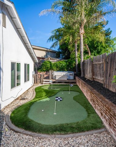 8219 Majestic Oak Way, Citrus Heights, CA 95610