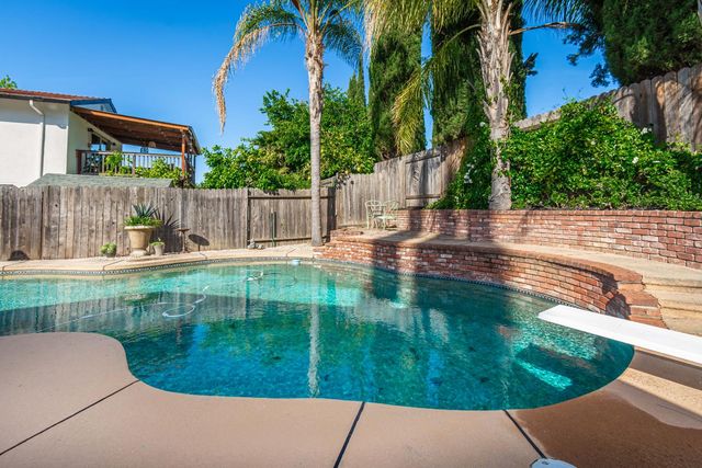 8219 Majestic Oak Way, Citrus Heights, CA 95610