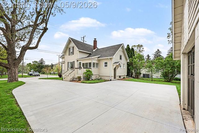 67700 S Forest Avenue, Richmond, MI 48062