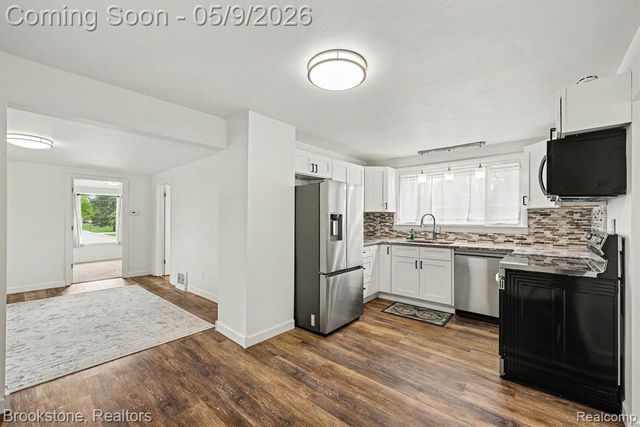 67700 S Forest Avenue, Richmond, MI 48062