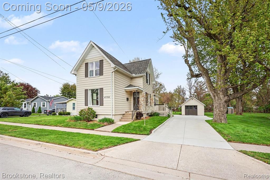 67700 S Forest Avenue, Richmond, MI 48062