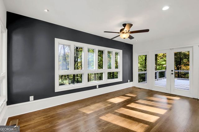 1092 Norwich Circle NE, Atlanta, GA 30324