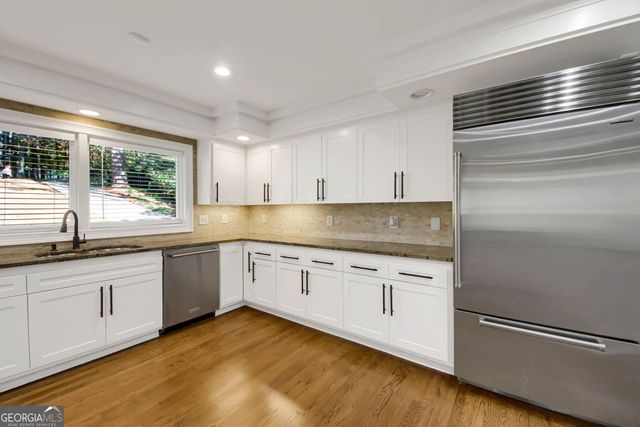 1092 Norwich Circle NE, Atlanta, GA 30324