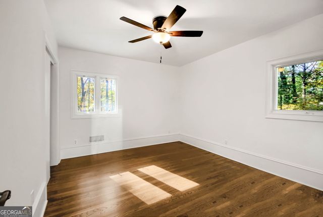 1092 Norwich Circle NE, Atlanta, GA 30324