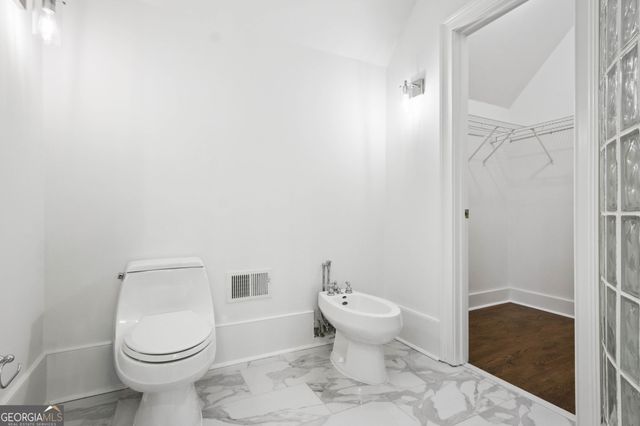 1092 Norwich Circle NE, Atlanta, GA 30324