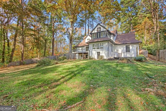 1092 Norwich Circle NE, Atlanta, GA 30324