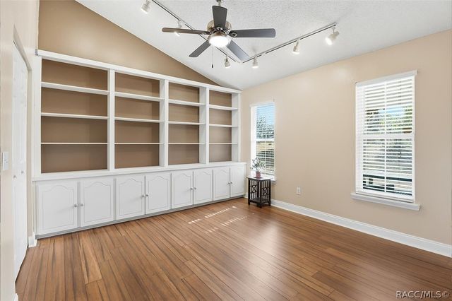 8921 E Sweetwater Drive, Inverness, FL 34450