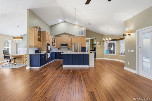 8921 E Sweetwater Drive, Inverness, FL 34450