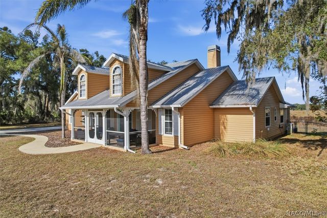 8921 E Sweetwater Drive, Inverness, FL 34450