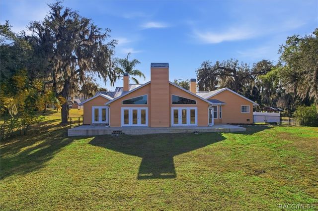 8921 E Sweetwater Drive, Inverness, FL 34450