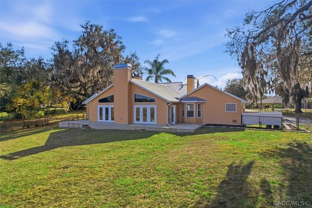 8921 E Sweetwater Drive, Inverness, FL 34450