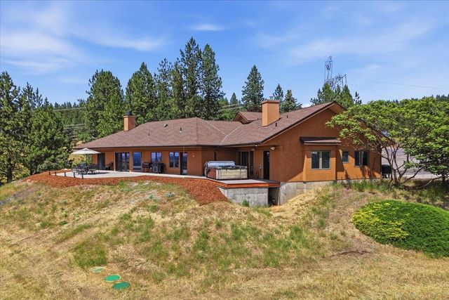 16211 E Jacobs Ln, Spokane, WA 99217