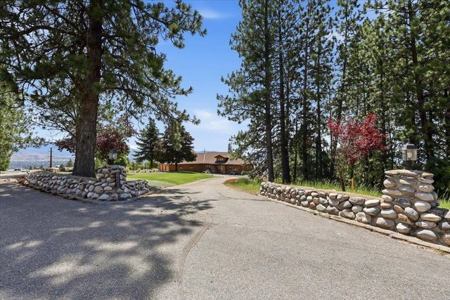 16211 E Jacobs Ln, Spokane, WA 99217