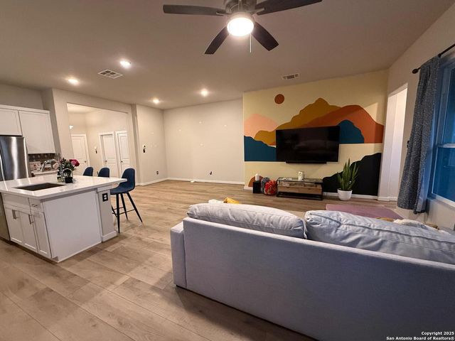 4422 Tiger Run, San Antonio, TX 78217