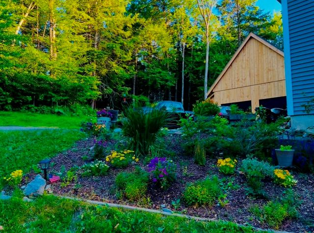 2170 Wildlife Road, Hartford, VT 05001