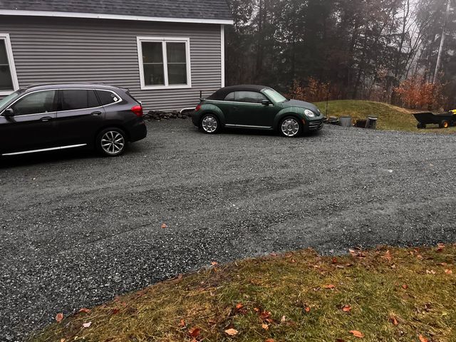 2170 Wildlife Road, Hartford, VT 05001