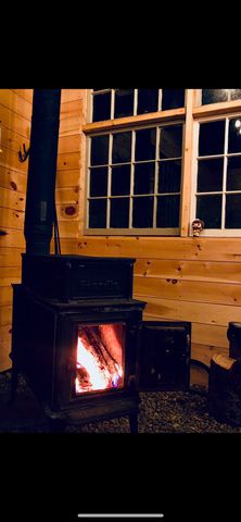 2170 Wildlife Road, Hartford, VT 05001